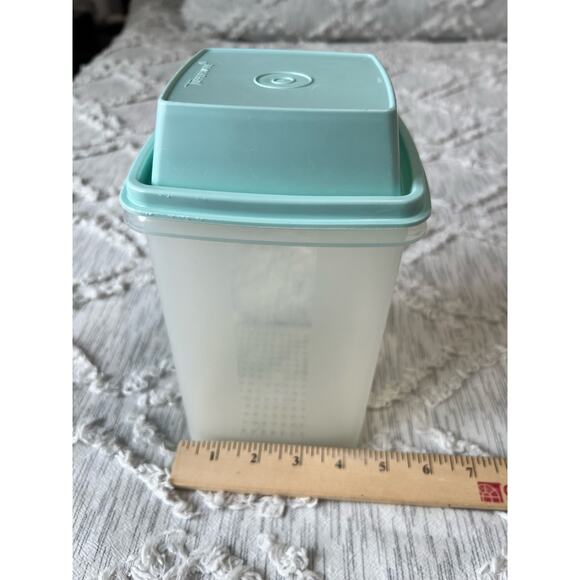 Tupperware 1562-1 Blue Lark Pick a Deli Pickle Keeper Strainer Lid 3 Pc 4 cups - Picture 5 of 5